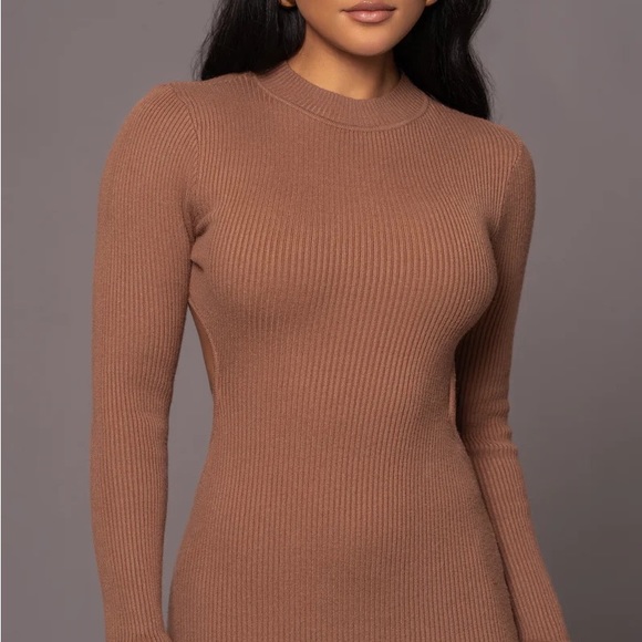 NWT JLUXLABEL Open Back Dress - Picture 6 of 6